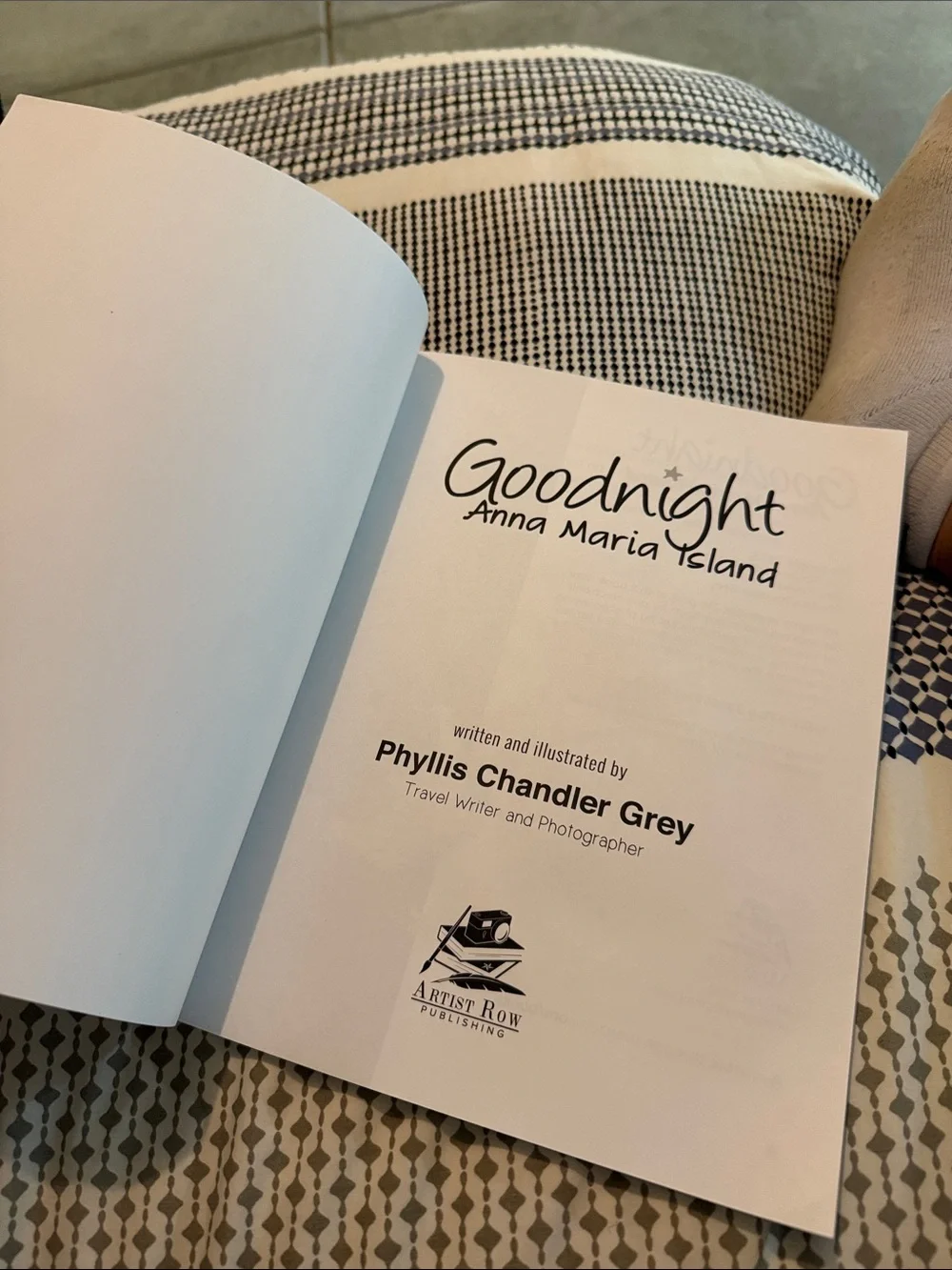 Goodnight Anna Maria Island Children's Book by Phyllis Chandler Grey new